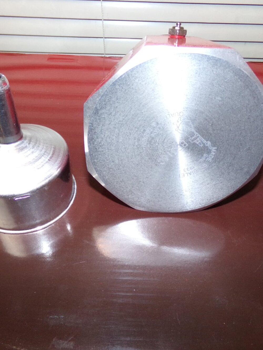 BIALETTI Rainbow (Red) 6 cup Express Maker New - Picture 11 of 11